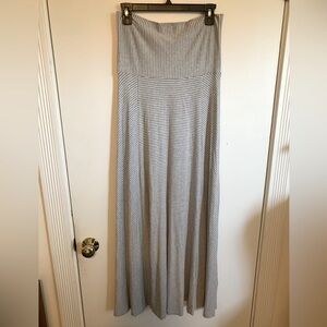 Gap, size M tall, maxi skirt, gray and white stripe, like new condition